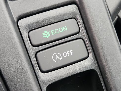 New 2025 Honda Accord SE image 16