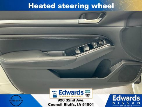Used 2023 Nissan Altima 2.5 SL AWD/4WD image 21