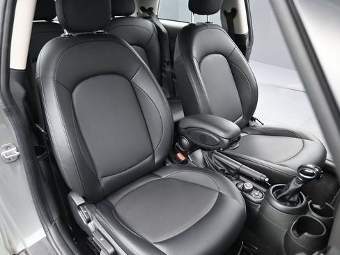 Used 2019 MINI Cooper 2-Door Hardtop FWD image 23