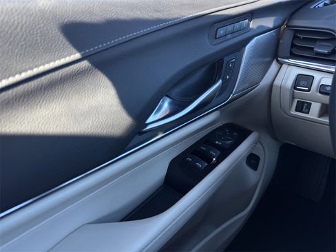 Used 2022 Cadillac CT4 Premium Luxury image 8