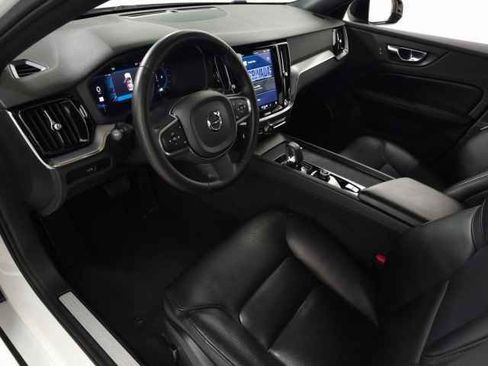 Used 2023 Volvo S60 B5 Plus w/ Climate Package image 15