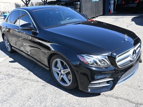 Used 2017 Mercedes-Benz E 300 image 7