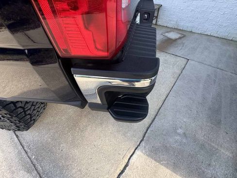 Used 2024 Ford F250 XLT image 27