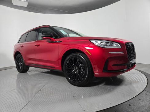 New 2026 Lincoln Corsair Reserve w/ Jet Appearance Package AWD/4WD image 2