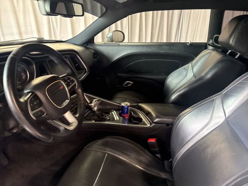Used 2016 Dodge Challenger SXT Plus image 17