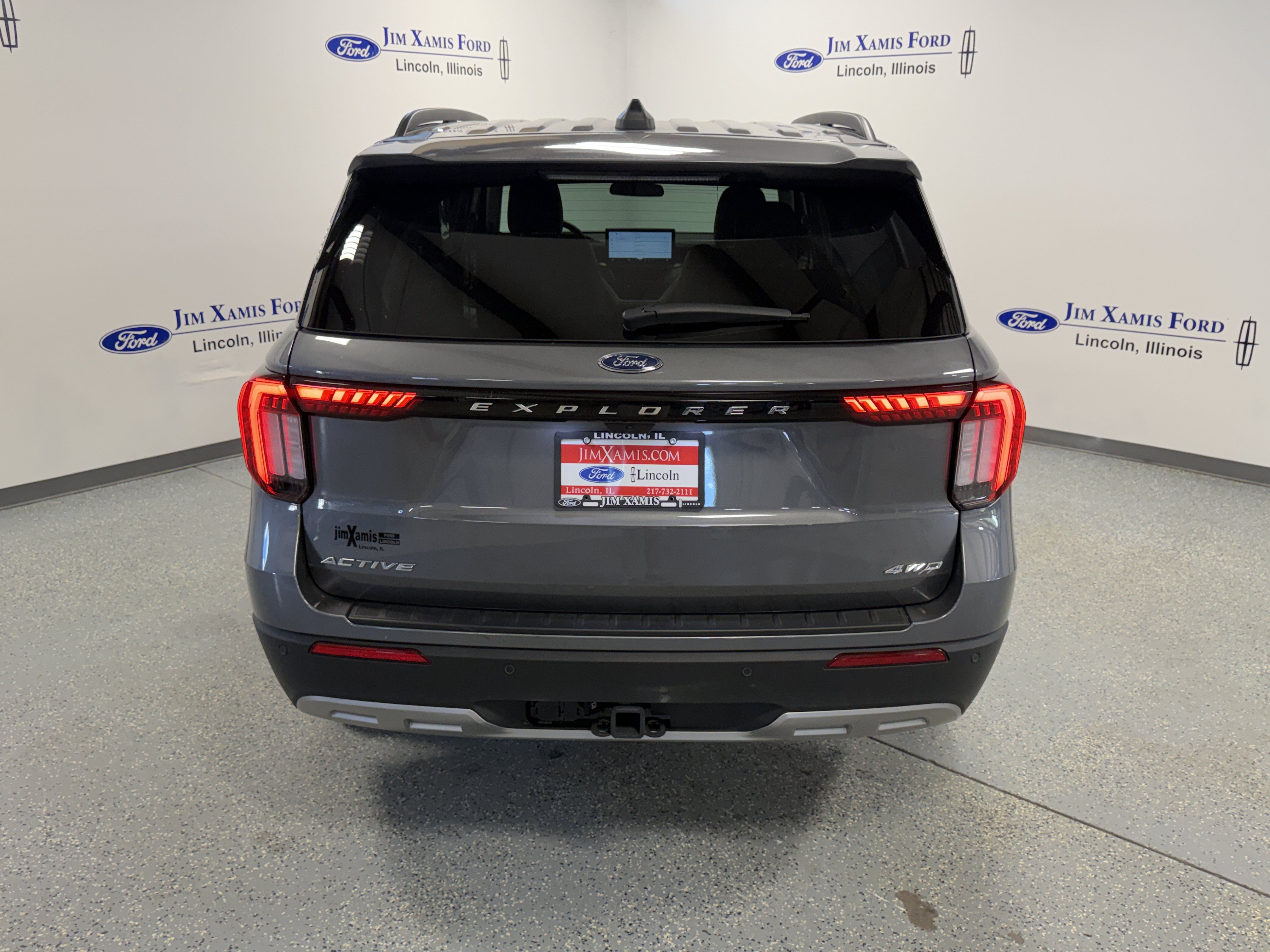 Used 2025 Ford Explorer Active w/ Active Comfort Package AWD/4WD image 33