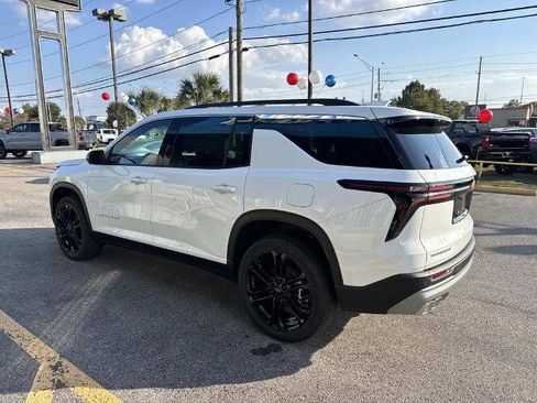 New 2026 Chevrolet Traverse LT w/ Driver Confidence Package image 5