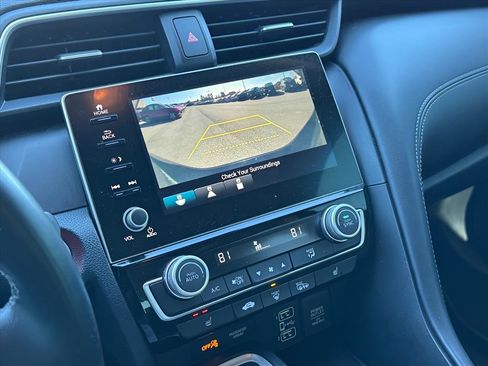 Used 2019 Honda Insight Touring image 25