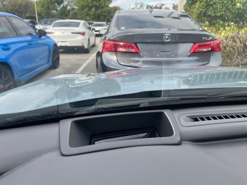 Used 2021 Honda Accord Touring image 9