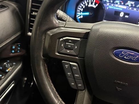 Used 2020 Ford Expedition Limited AWD/4WD image 16