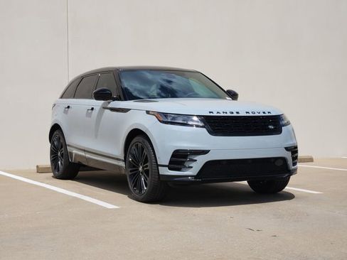 New 2026 Land Rover Range Rover Velar Dynamic SE image 2