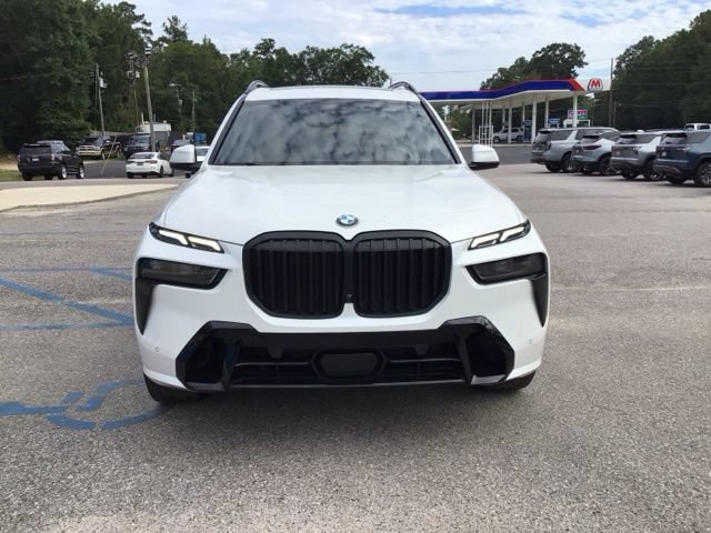 Used 2023 BMW X7 xDrive40i w/ Executive Package AWD/4WD image 5