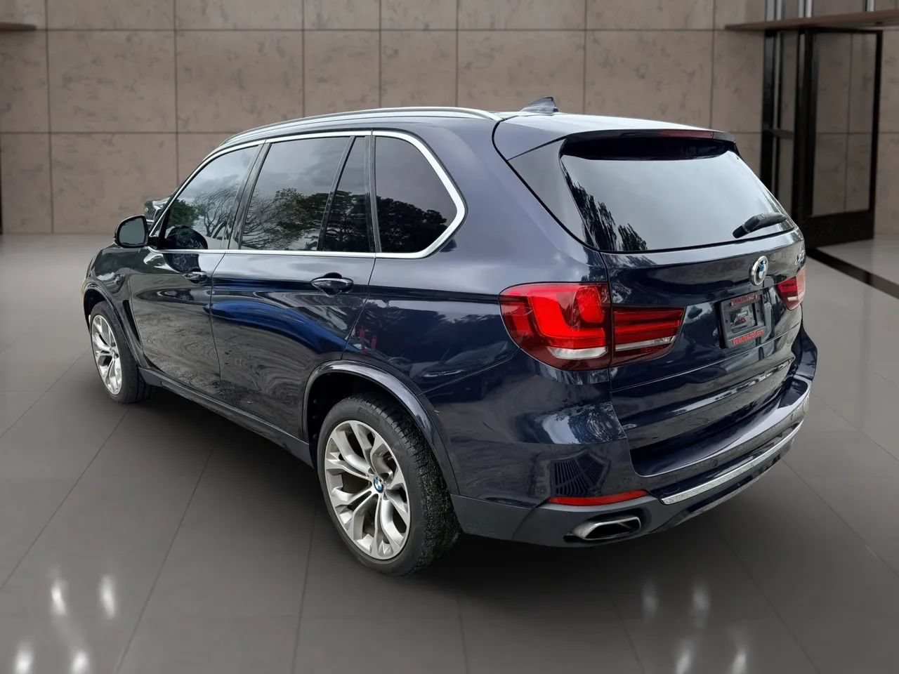 Used 2018 BMW X5 sDrive35i RWD image 5