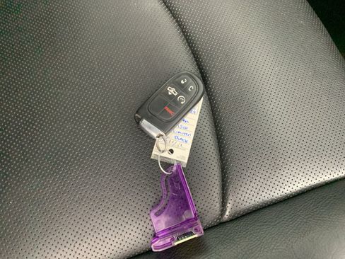 Used 2017 RAM 1500 Limited image 44