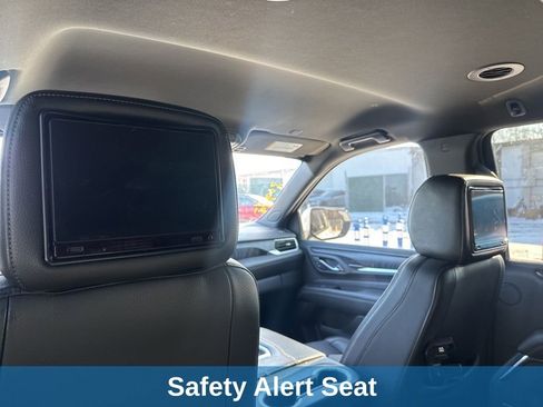 Used 2021 GMC Yukon XL Denali image 24