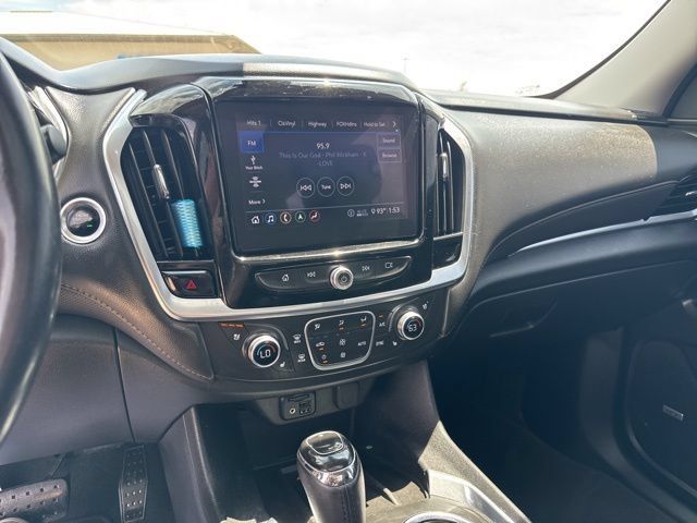Used 2020 Chevrolet Traverse Premier w/ Redline Edition AWD/4WD image 18