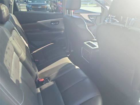 Used 2017 Nissan Murano Platinum w/ Platinum Technology Package FWD image 21