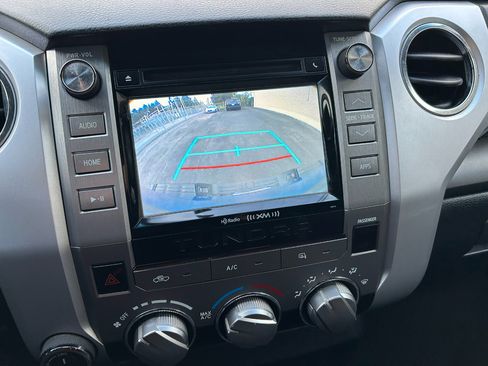 Used 2017 Toyota Tundra SR5 image 16