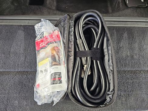 Used 2024 Rivian R1S Adventure image 34