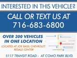 Used 2018 Chevrolet Equinox LT image 2