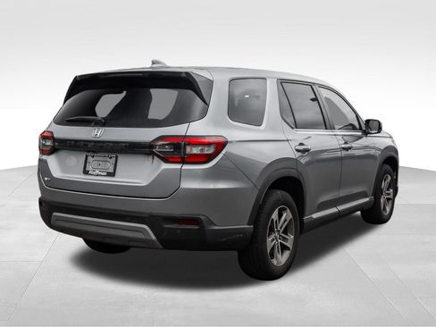 Used 2023 Honda Pilot EX-L image 4