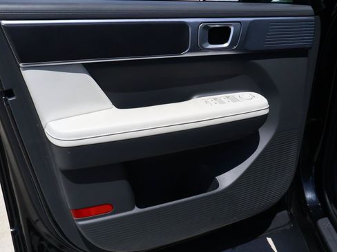 Used 2025 Hyundai Santa Fe SEL FWD image 14