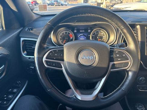 Used 2021 Jeep Cherokee Latitude Lux 80th Anniv w/ Quick Order Package 26U 80TH image 14