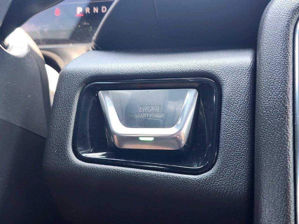 Used 2026 GMC Yukon XL Denali w/ Sun & Power Step Package AWD/4WD image 25