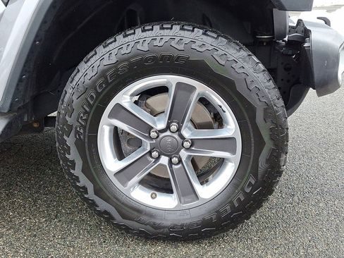 Certified 2021 Jeep Wrangler Unlimited Sahara image 27