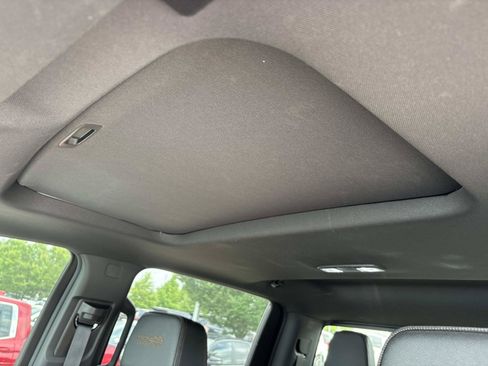 Used 2024 Chevrolet Silverado 2500 High Country w/ High Country Premium Package AWD/4WD image 20