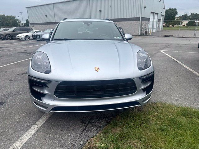 Used 2018 Porsche Macan GTS AWD/4WD image 4