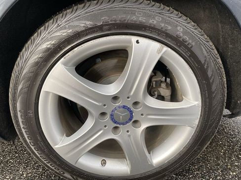 Used 2014 Mercedes-Benz E 350 Luxury image 34