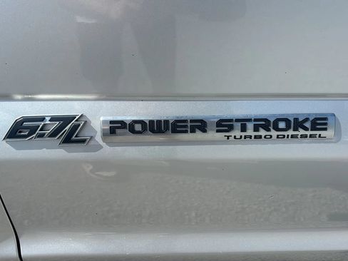 Used 2019 Ford F250 XLT AWD/4WD image 14