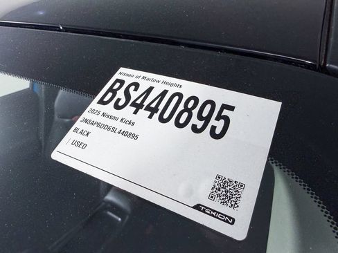 Certified 2025 Nissan Kicks SR w/ SR Premium Package AWD/4WD image 52