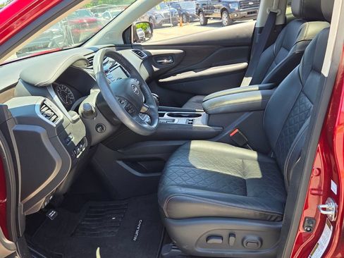 Certified 2024 Nissan Murano Platinum w/ Cargo Package FWD image 3