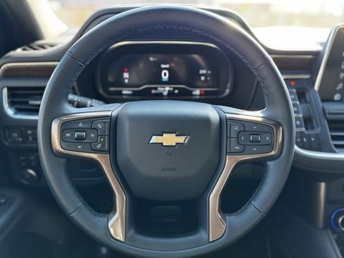 Certified 2024 Chevrolet Suburban High Country image 25