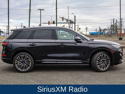 Used 2022 Lincoln Corsair AWD w/ Premium Package image 9