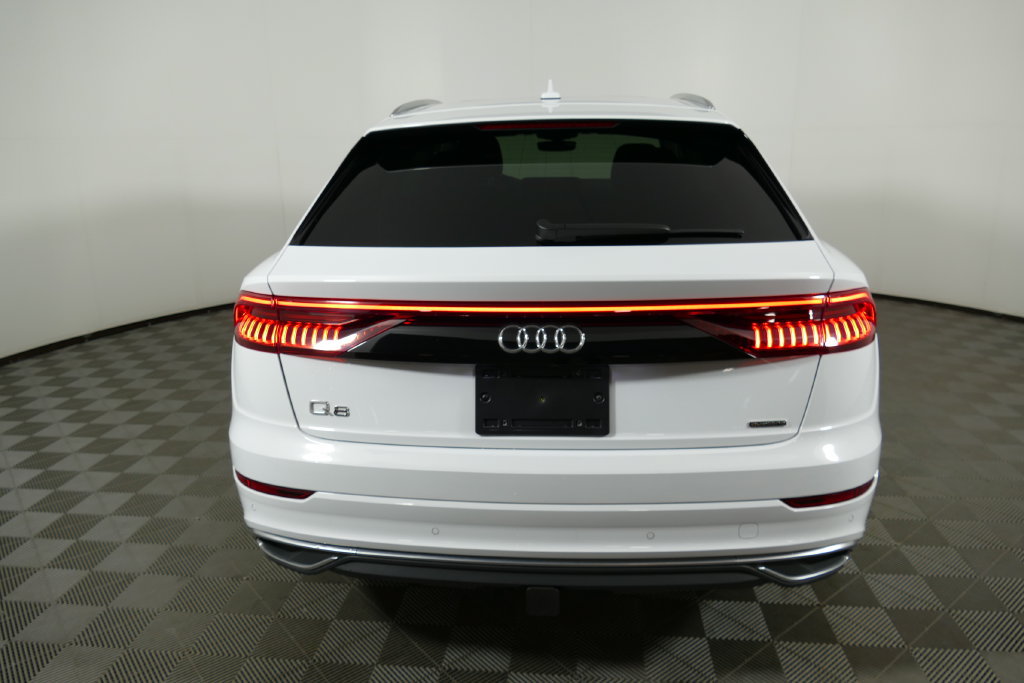 Used 2023 Audi Q8 Premium Plus AWD/4WD image 4