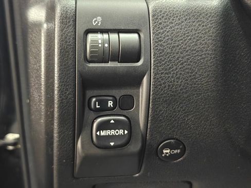 Used 2010 Subaru Forester 2.5X AWD/4WD image 10