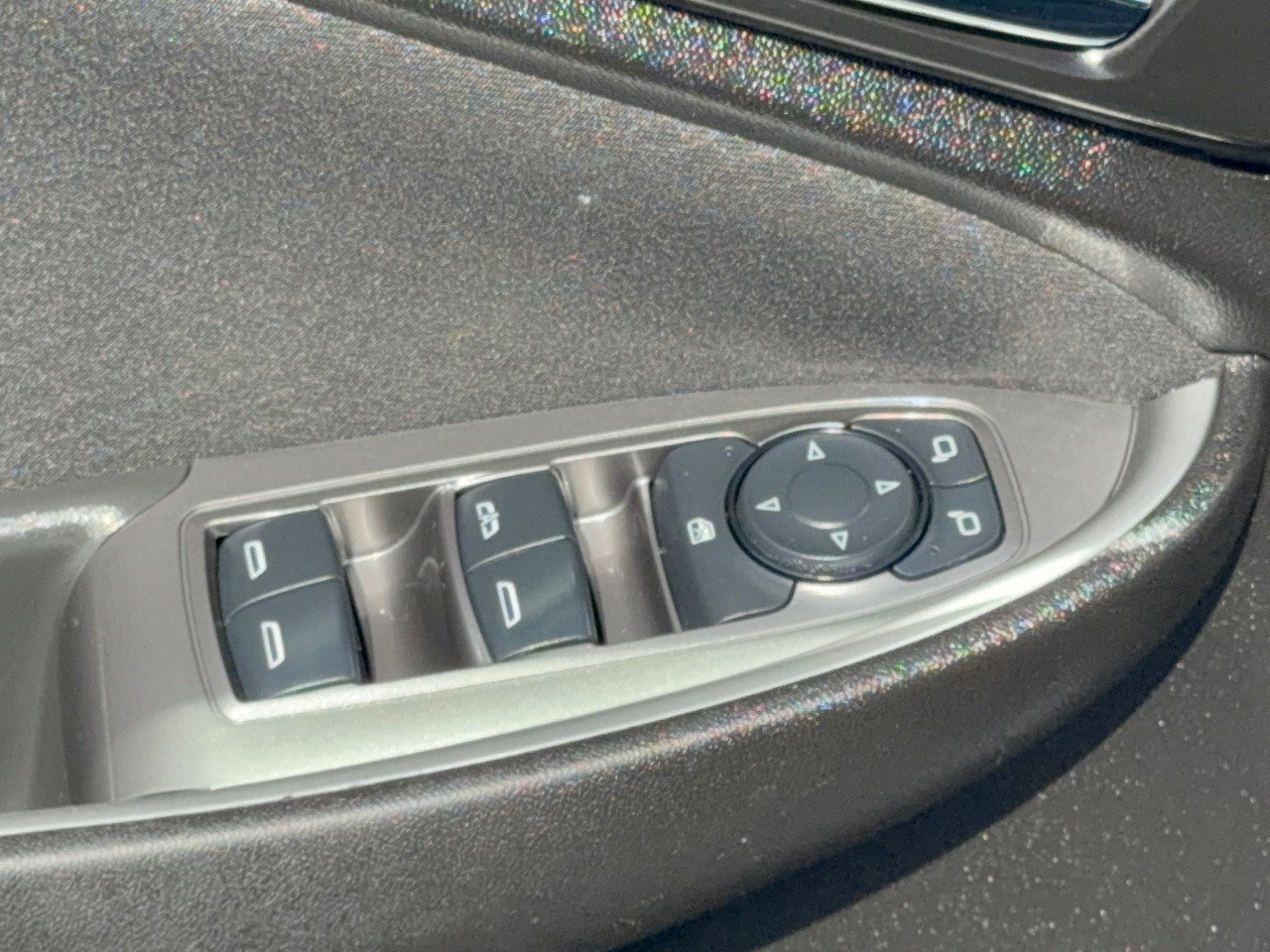 Used 2025 Chevrolet Malibu LT FWD image 15