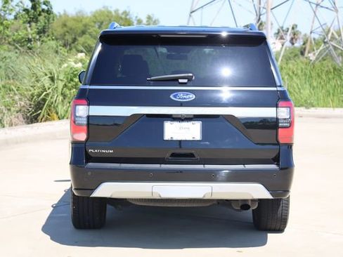 Used 2018 Ford Expedition Platinum RWD image 7