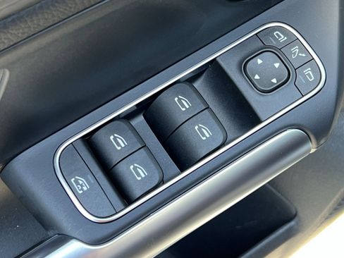 Used 2026 Mercedes-Benz GLA 250 4MATIC image 13