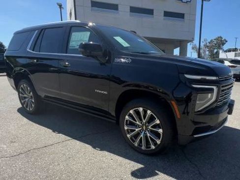 New 2026 Chevrolet Tahoe High Country w/ LPO, Get Active Package AWD/4WD image 2