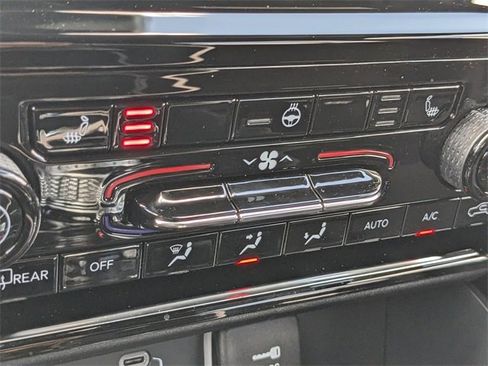 New 2025 Jeep Grand Cherokee L Laredo w/ Luxury Tech Group I image 23