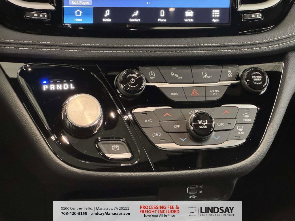 New 2026 Chrysler Pacifica Select w/ S Appearance Package FWD image 25