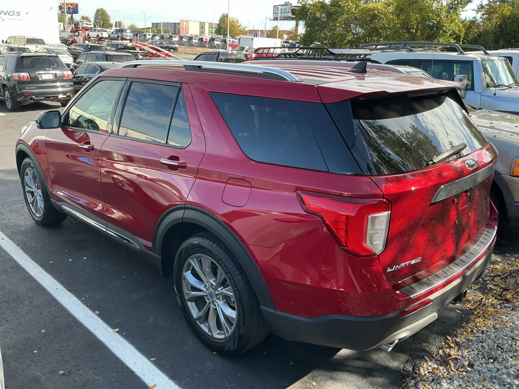 Used 2022 Ford Explorer Limited w/ Equipment Group 301A RWD image 4