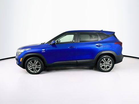 Used 2022 Kia Seltos LX AWD/4WD image 4