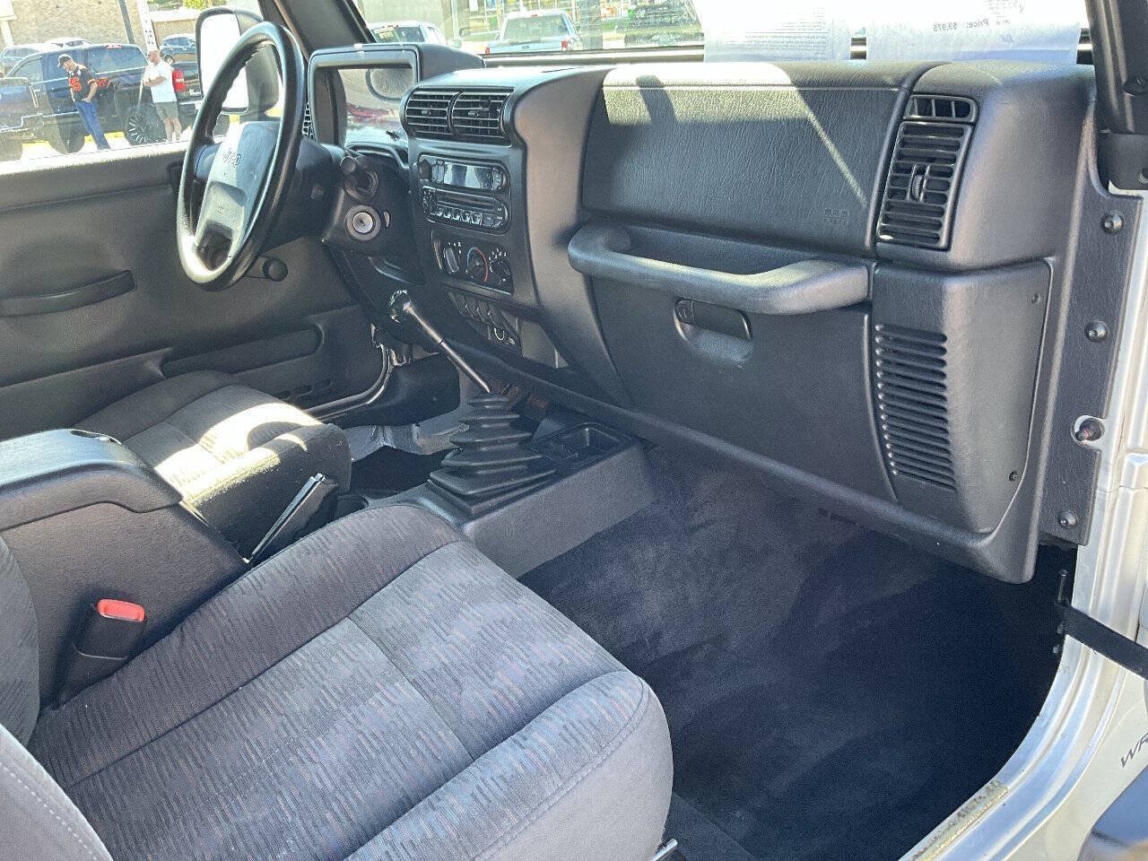 Used 2003 Jeep Wrangler X AWD/4WD image 25