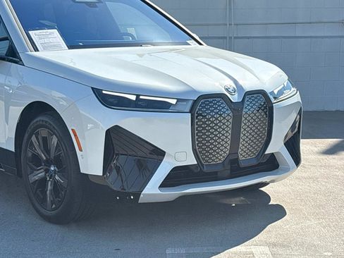 Certified 2025 BMW iX xDrive50 image 2
