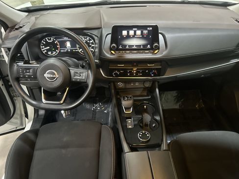 Used 2023 Nissan Rogue S AWD/4WD image 21